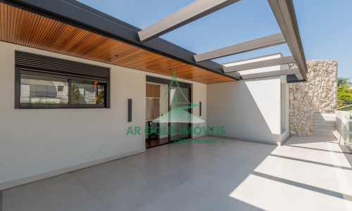 Casa à Venda no Residencial Alphaville 10 | 516m² | 4 Suítes | Retrofit Completo | 12 Vagas
