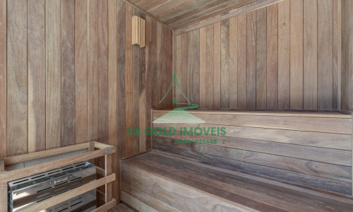 Casa à Venda no Residencial Alphaville 10 | 516m² | 4 Suítes | Retrofit Completo | 12 Vagas