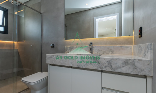 Casa à Venda no Residencial Alphaville 10 | 516m² | 4 Suítes | Retrofit Completo | 12 Vagas