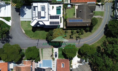 Casa à Venda no Residencial Alphaville 10 | 516m² | 4 Suítes | Retrofit Completo | 12 Vagas