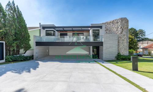 Casa à Venda no Residencial Alphaville 10 | 516m² | 4 Suítes | Retrofit Completo | 12 Vagas