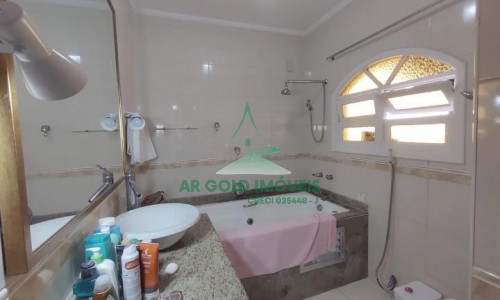 Sobrado à Venda na Vila Nilo | 350m² | 4 Dorms (2 Suítes) | 2 Vagas | Churrasqueira