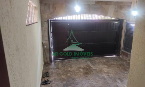 Sobrado à Venda na Vila Nilo | 350m² | 4 Dorms (2 Suítes) | 2 Vagas | Churrasqueira