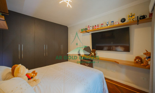 Casa à Venda no Condomínio São Paulo II | 5 Suítes | Neo Clássica | Porteira Fechada