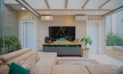 Casa à Venda no Condomínio São Paulo II | 5 Suítes | Neo Clássica | Porteira Fechada