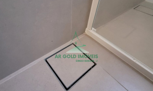 Sobrado à Venda em Piraporinha | 200m² | 3 Dorms (1 Suíte) | 3 Vagas | Planejado