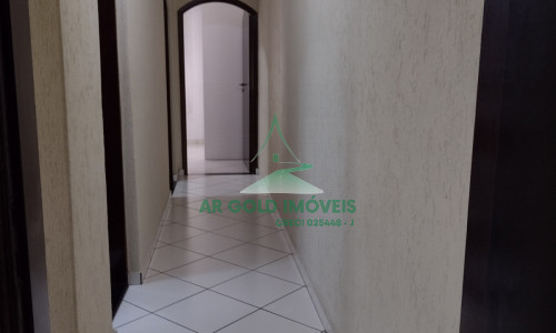 Sobrado à Venda em Itaquera | 180m² | 3 Dorms | 2 Vagas | Quintal e Churrasqueira