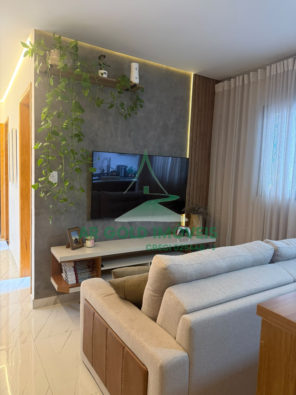 Apartamento à Venda em Santo André | 44m² | 2 Dorms | Suíte | 1 Vaga | Planejados
