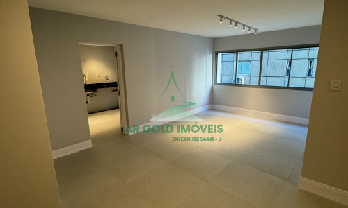Apartamento à Venda na Consolação | 106m² | 3 Quartos | Suíte | 1 Vaga | Reformado