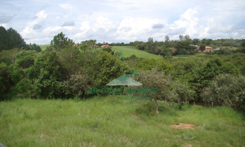 Chácara à Venda em Araçoiaba da Serra | 5.050m² | Sobrado com 4 Suítes | Vista Panorâmica