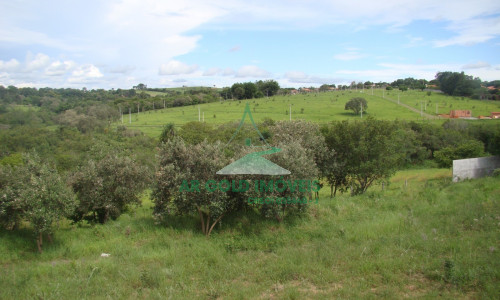 Chácara à Venda em Araçoiaba da Serra | 5.050m² | Sobrado com 4 Suítes | Vista Panorâmica