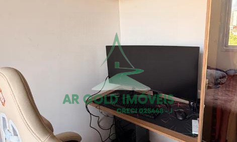 Apartamento à Venda no Socorro | 35m² | 2 Quartos | Varanda | Porteira Fechada | Andar Alto