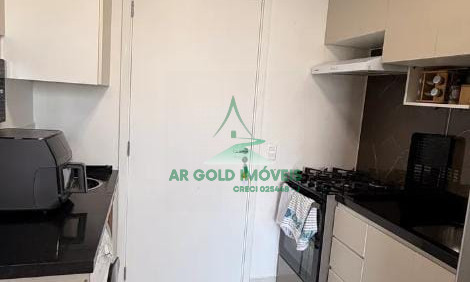 Apartamento à Venda no Socorro | 35m² | 2 Quartos | Varanda | Porteira Fechada | Andar Alto