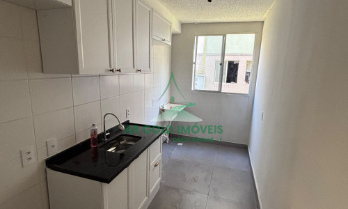 Apartamento à Venda no Conquista Amaralina | 45m² | 2 Dorms | Térreo | Reformado | 1 Vaga