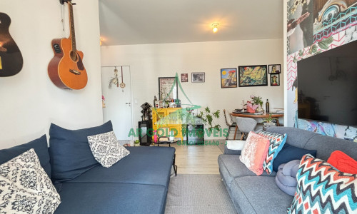 Apartamento à Venda na Barra Funda | 57m² | 2 Dorms | 1 Suíte | Varanda Envidraçada