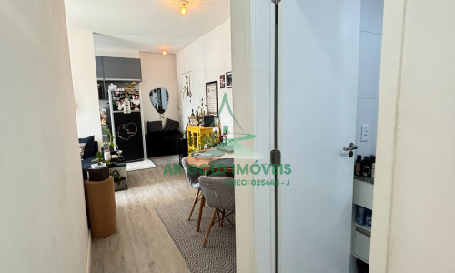 Apartamento à Venda na Barra Funda | 57m² | 2 Dorms | 1 Suíte | Varanda Envidraçada