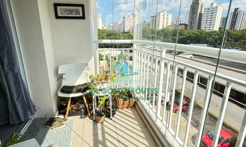 Apartamento à Venda na Barra Funda | 57m² | 2 Dorms | 1 Suíte | Varanda Envidraçada