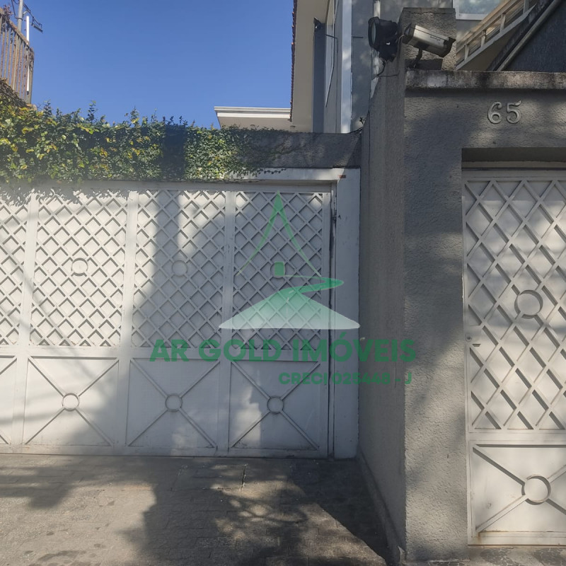 Casa Comercial para Alugar no Morumbi | 190m² | 5 Salas | 1 Vaga | Churrasqueira