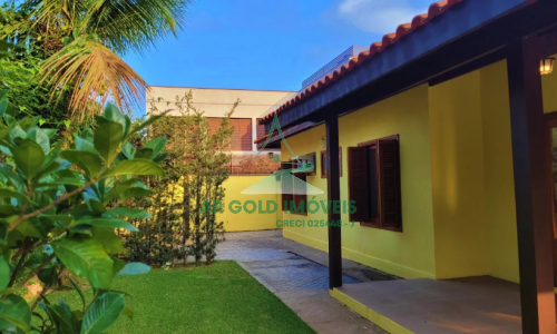 Casa à Venda em Condomínio no Guarujá | 150m² | 3 Dorms | Piscina | 3 Vagas