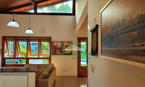 Casa à Venda em Condomínio no Guarujá | 150m² | 3 Dorms | Piscina | 3 Vagas