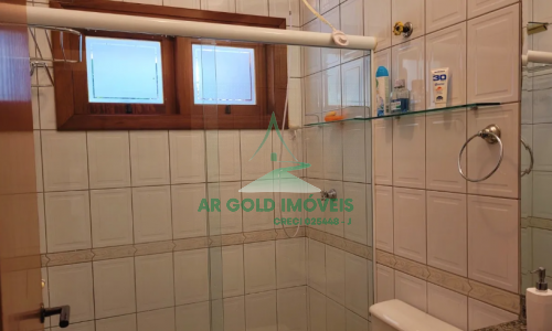 Casa à Venda em Condomínio no Guarujá | 150m² | 3 Dorms | Piscina | 3 Vagas