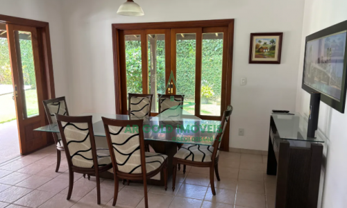 Casa à Venda em Condomínio no Guarujá | 150m² | 3 Dorms | Piscina | 3 Vagas
