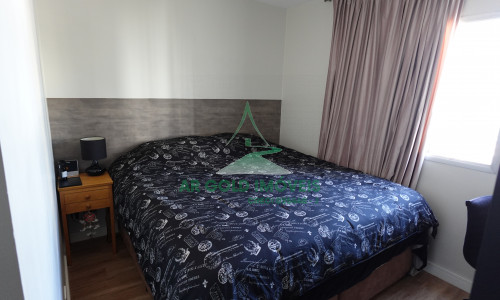 Apartamento à Venda no Bosque da Saúde | 2 Dorms | 1 Vaga | Reformado
