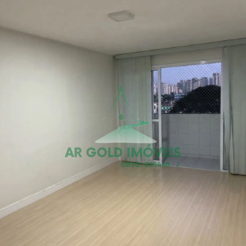 Apartamento à Venda na Vila Olímpia | 65m² | 2 Dorms | 1 Vaga | Varanda | Trinidad