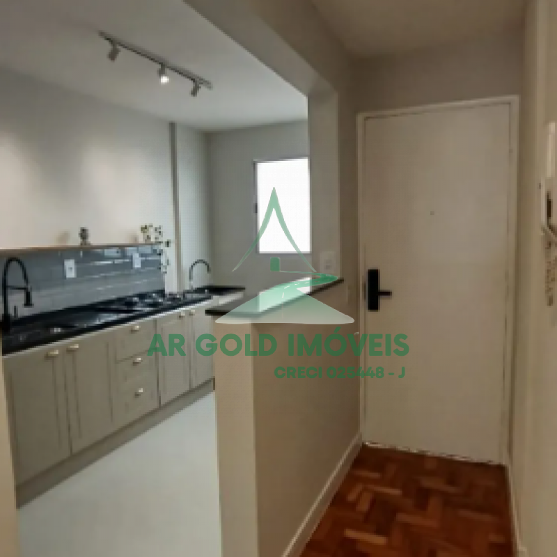 Apartamento à Venda na Vila Mariana | 46m² | 1 Dorm | Ao Lado do Metrô | Reformado