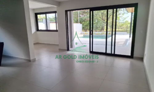 Casa à Venda em Jundiaí | 250m² | 4 Dorms | 2 Suítes | Piscina | 4 Vagas | Reserva da Serra