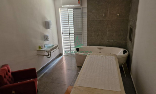 Casa Comercial à Venda ou Locação em Perdizes | 550m² | Rooftop | Piscina | 4 Vagas