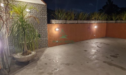 Casa Comercial à Venda ou Locação em Perdizes | 550m² | Rooftop | Piscina | 4 Vagas