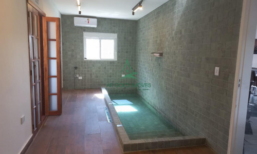 Casa Comercial à Venda ou Locação em Perdizes | 550m² | Rooftop | Piscina | 4 Vagas