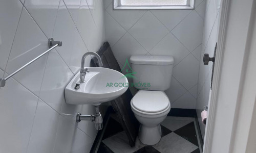 Casa para Locação na Vila Madalena | 400m² | 2 Suítes | 7 Vagas | Residencial ou Comercial