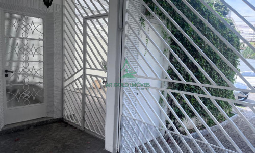 Casa para Locação na Vila Madalena | 400m² | 2 Suítes | 7 Vagas | Residencial ou Comercial