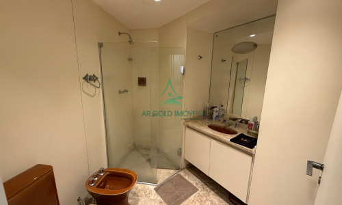 Apartamento para Locação em Cerqueira César | 224m² | Mobiliado | 2 Suítes | 3 Vagas | Villa D’Este