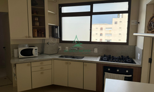 Apartamento para Locação em Cerqueira César | 224m² | Mobiliado | 2 Suítes | 3 Vagas | Villa D’Este