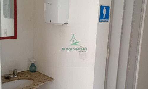 Loja Comercial para Locação na Lapa | 100m² | Esquina | 2 Vitrines | Alta Visibilidade | Alto Fluxo