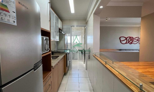 Apartamento para Locação em Pinheiros | 75m² | 2 Quartos | 1 Suíte | Mobiliado | 2 Vagas | Living