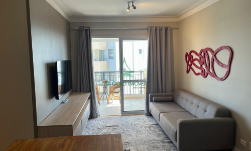 Apartamento para Locação em Pinheiros | 75m² | 2 Quartos | 1 Suíte | Mobiliado | 2 Vagas | Living