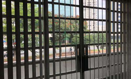 Conjunto Comercial para Locação na Faria Lima | 134m² | 5 Salas | Terraço | Reformado