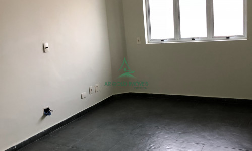 Conjunto Comercial para Locação na Faria Lima | 134m² | 5 Salas | Terraço | Reformado