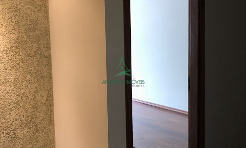 Conjunto Comercial para Locação na Faria Lima | 134m² | 5 Salas | Terraço | Reformado