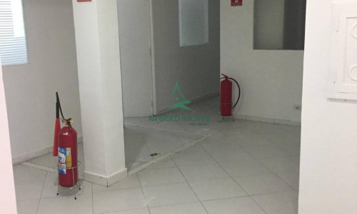 Conjunto Comercial para Locação na Faria Lima | 137m² | 5 Salas | Terraço | Reformado