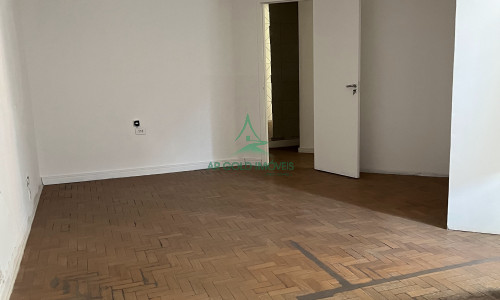 Conjunto Comercial para Locação na Faria Lima | 137m² | 4 Salas | 3 Banheiros