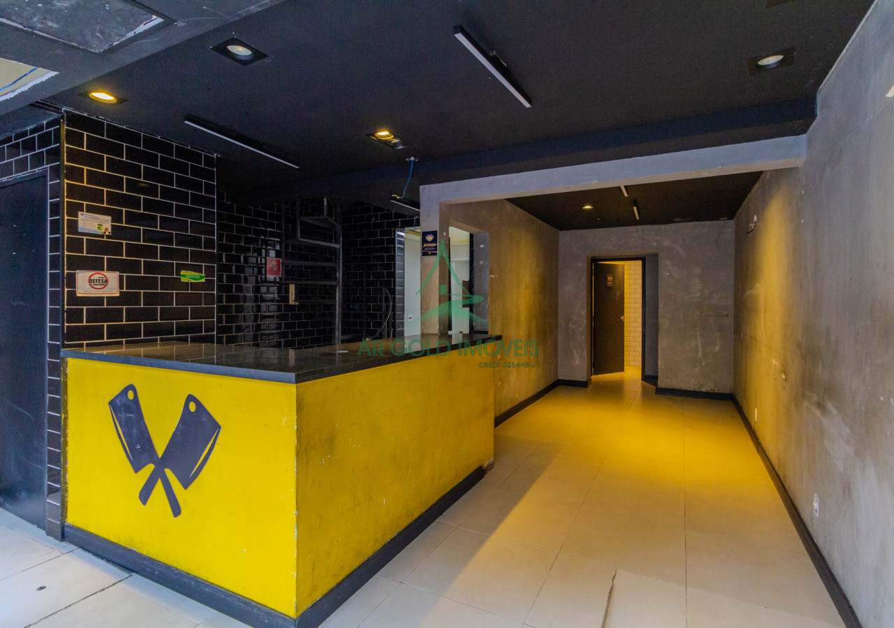 Sobrado Comercial para Locação em Perdizes | 90m² | Estrutura para Gastronomia | 2 Salões