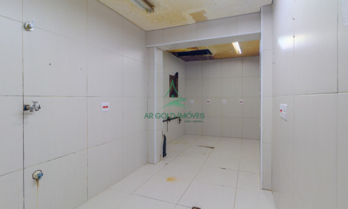 Sobrado Comercial para Locação em Perdizes | 90m² | Estrutura para Gastronomia | 2 Salões