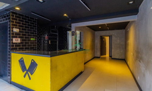 Sobrado Comercial para Locação em Perdizes | 90m² | Estrutura para Gastronomia | 2 Salões