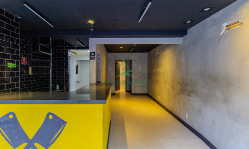 Sobrado Comercial para Locação em Perdizes | 90m² | Estrutura para Gastronomia | 2 Salões