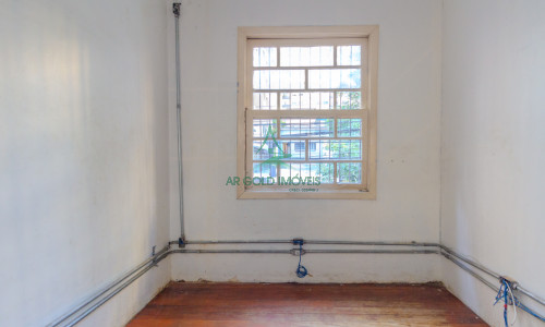 Sobrado Comercial para Locação em Perdizes | 90m² | Estrutura para Gastronomia | 2 Salões